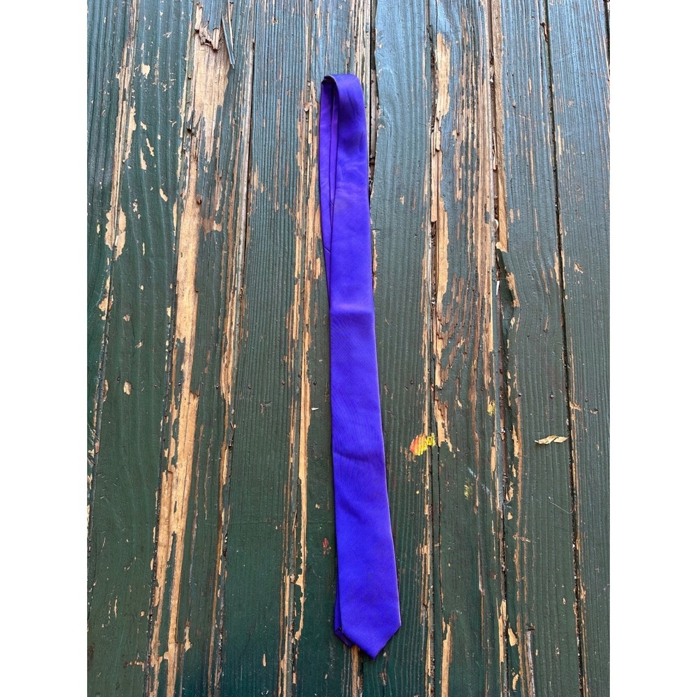 J. Ferrar Mens Slim Necktie Solid Purple Satin Finish Formal Wedding A706